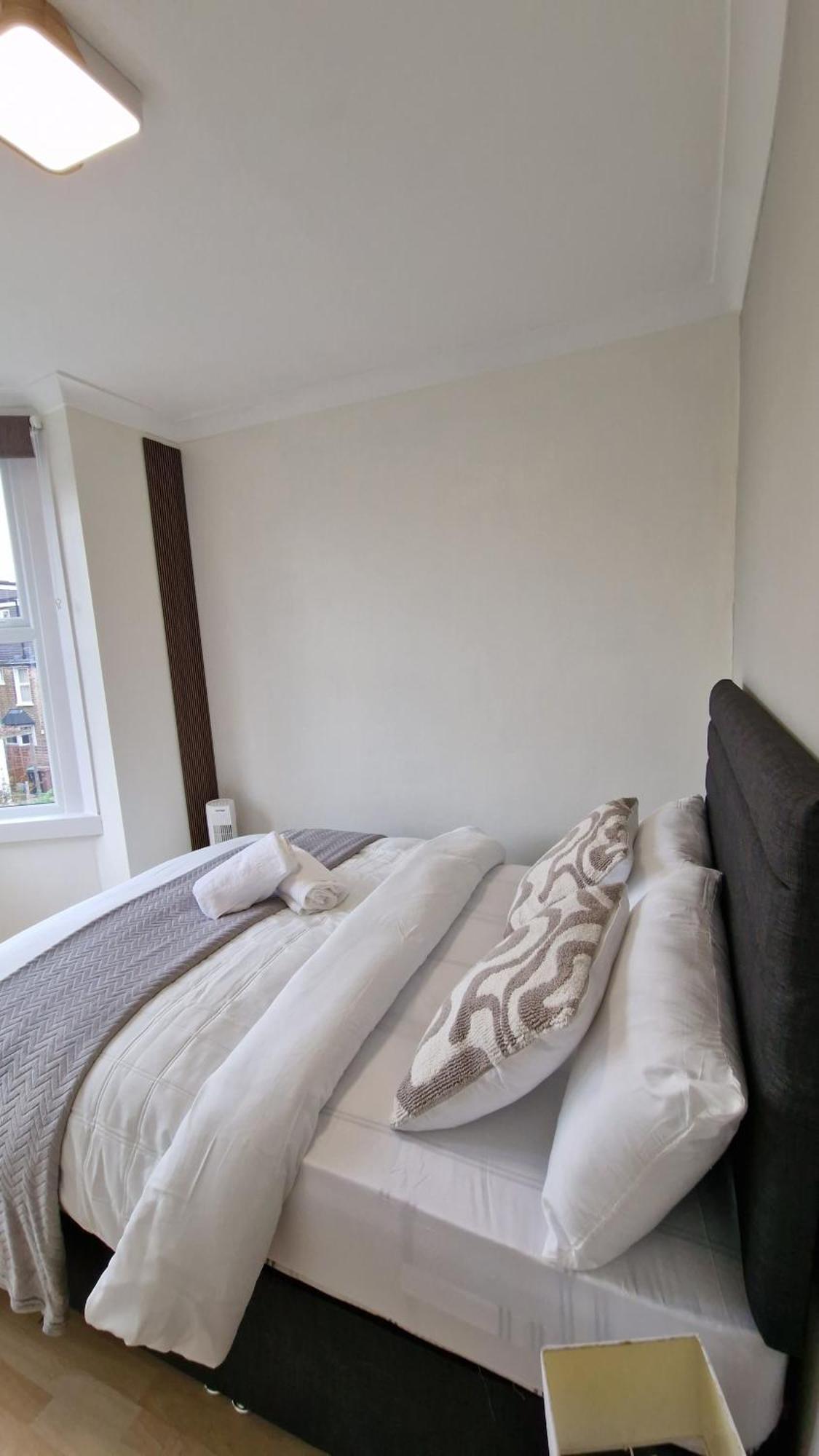 Luxury Near Tube Station Appartamento