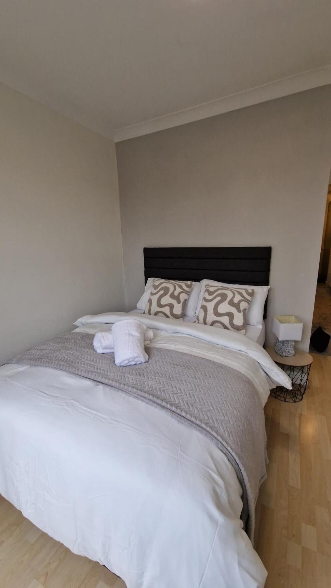 Luxury Near Tube Station Appartamento *